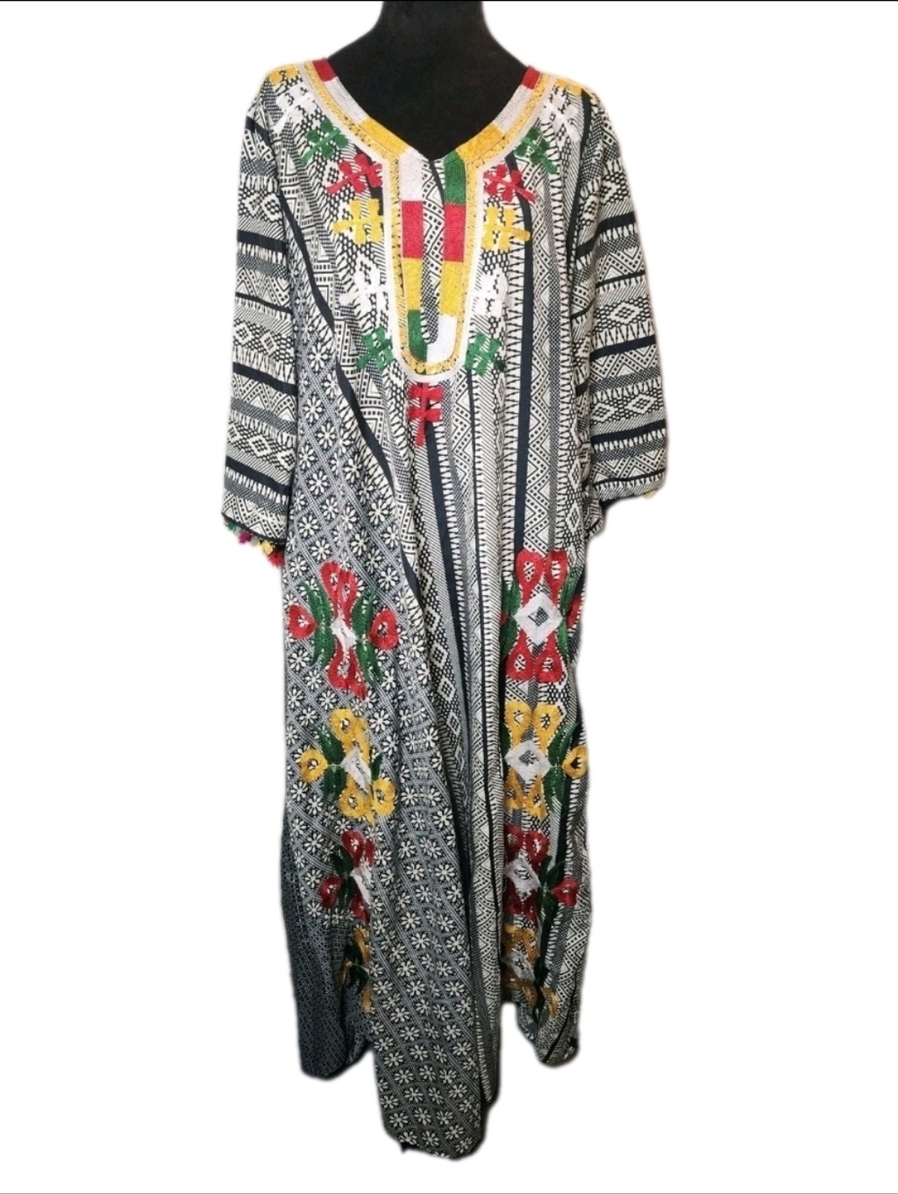 Cultural Gandoura One Size Boho 70s Embroidery Geometric Design Tassels Vintage
